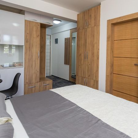 Tilia Hotel Cetinje Luaran gambar