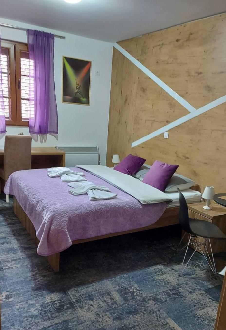 Tilia Hotel Cetinje Luaran gambar