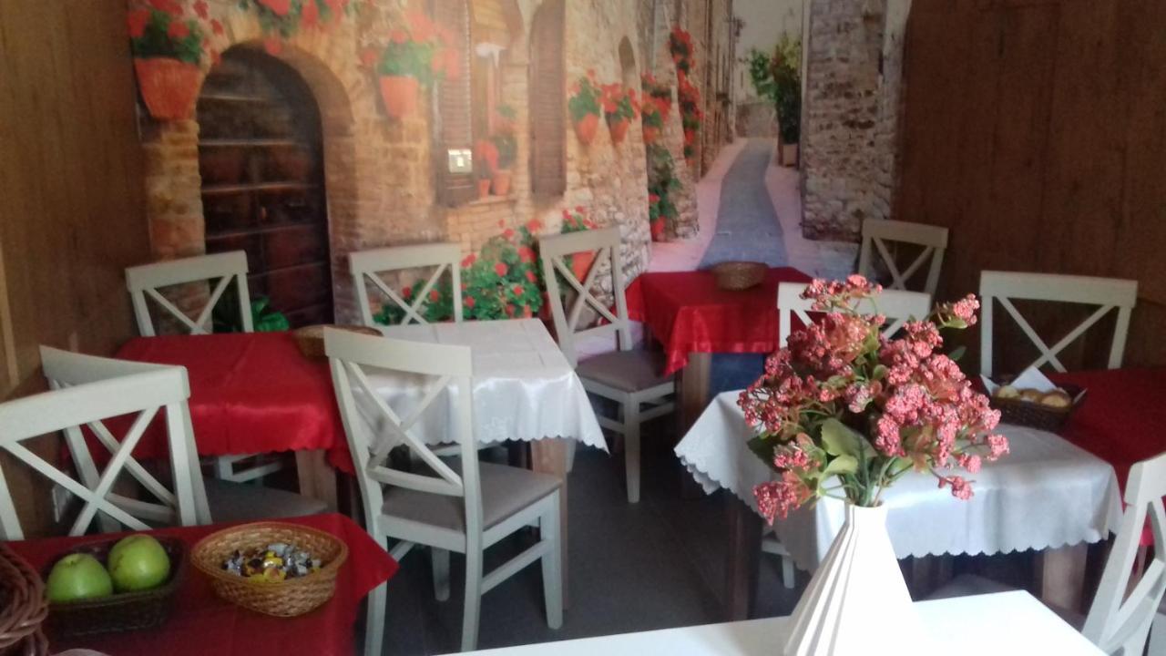 Tilia Hotel Cetinje Luaran gambar