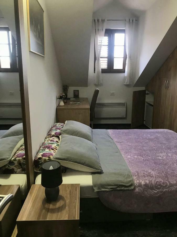 Tilia Hotel Cetinje Luaran gambar